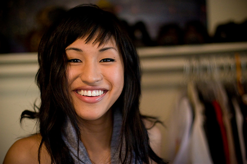 フリー画像|人物写真|女性ポートレイト|アジア女性|笑顔/スマイル|黒髪|