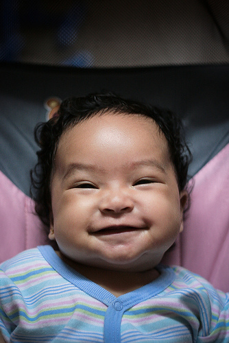 フリー画像|人物写真|子供ポートレイト|赤ちゃん|外国の子供|笑顔/スマイル|