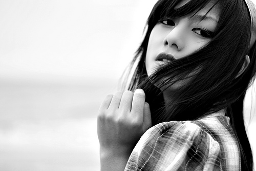 フリー画像 人物写真 女性ポートレイト アジア女性 マレーシア人 モノクロ写真 黒髪 フリー素材 画像素材なら 無料 フリー写真素材のフリーフォト