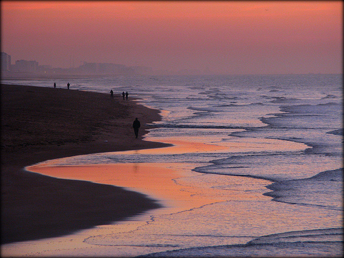  フリー画像| 自然風景| 海の風景| ビーチ/海辺| 夕日/夕焼け/夕暮れ| ベルギー風景|      フリー素材| 