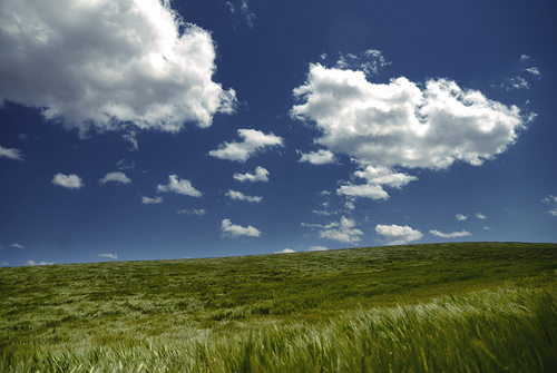 フリー画像|自然風景|空の風景|草原の風景|雲の風景|スペイン風景|フリー素材|